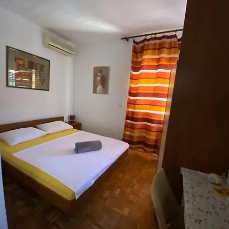 Bohemia Retro In Centar بيت ضيافة هفار